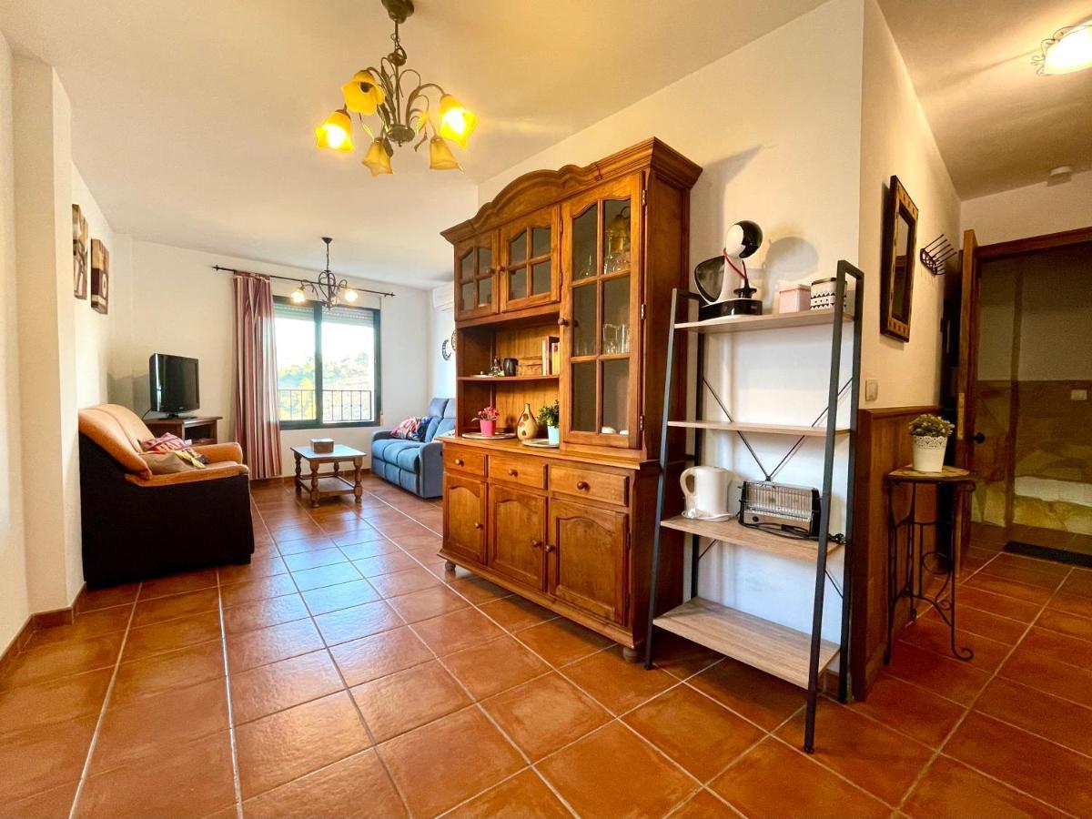 Apartamentos Axarquia , Frigiliana, Terraza Privada Con Vistas A La Montana Rio Y Al Mar Esterno foto