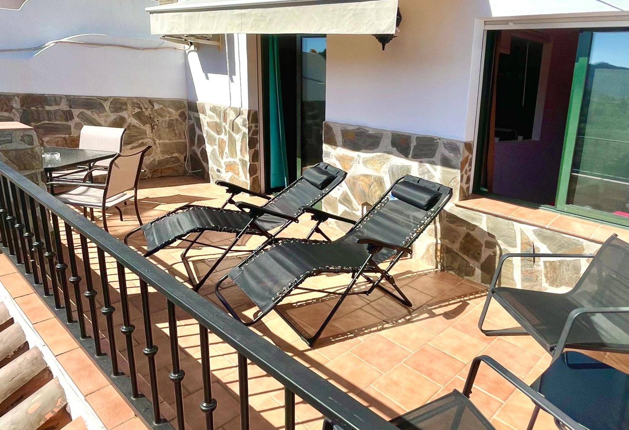 Apartamentos Axarquia , Frigiliana, Terraza Privada Con Vistas A La Montana Rio Y Al Mar Esterno foto